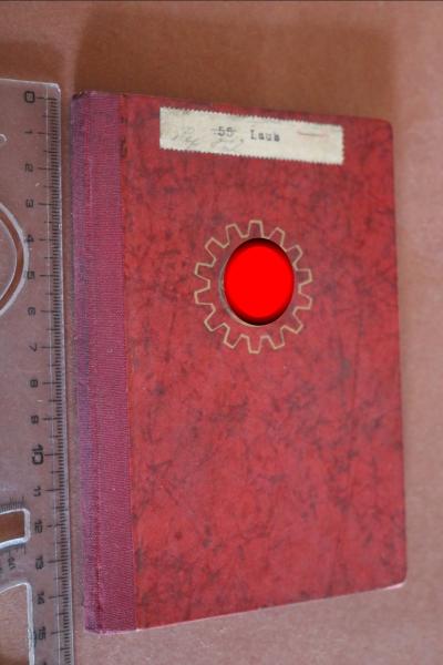 Mitgliedsbuch der Deutschen Arbeitsfront DAF eines Mannes aus Pfalz-Saar